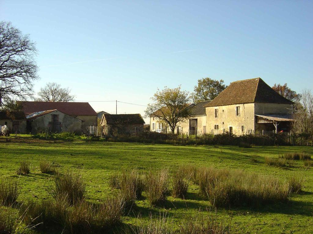 Holiday home Chez Tartaud